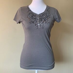 Hollister Gray Short Sleeve Shirt with Sequin & Ruffle Accent, Size XS